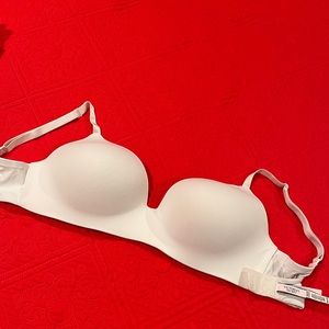 Cream Victoria Secret soft bra